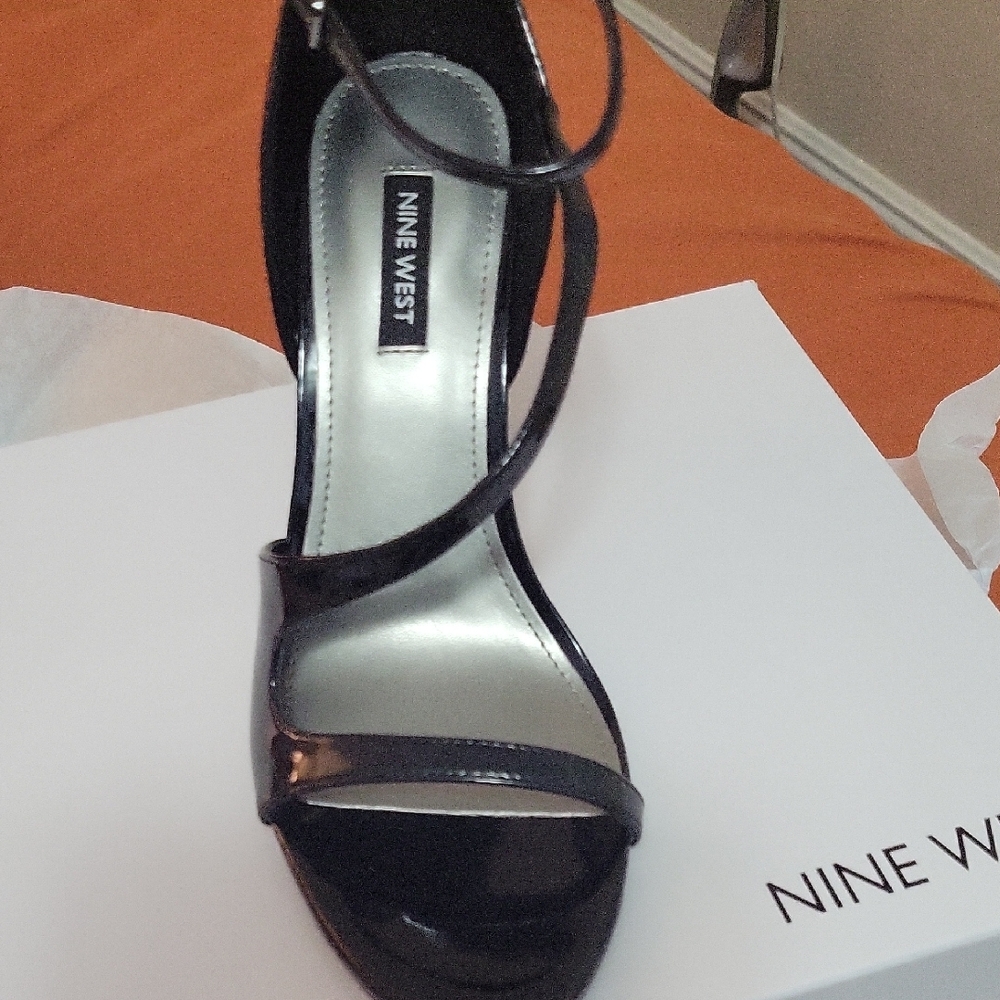 Black Nine West Heels Sz 9 - Picture 4 of 8